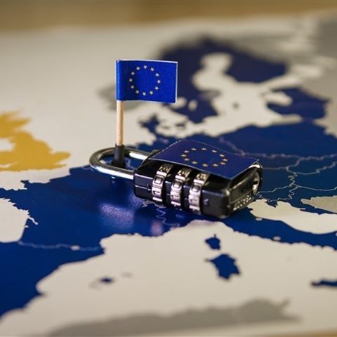 ESMA-Woche-Jetzt-geht-es-los-Webinar-Schwerpunkt-für-eine-Woche-Kommentar-GodmodeTrader.de-1 ESMA-Woche-Jetzt-geht-es-los-Webinar-Schwerpunkt-für-eine-Woche-Kommentar-Jens-Chrzanowski-GodmodeTrader.de-1